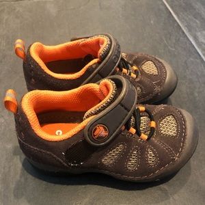 Crocs “sneaker” - child-size 9